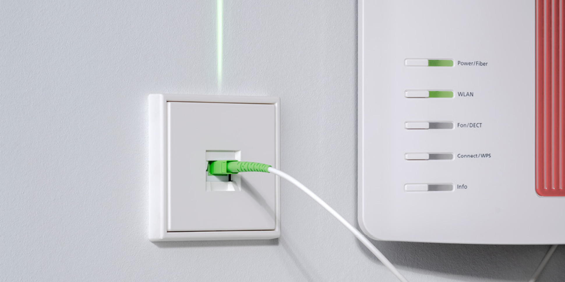 Die neuen Glasfaser-Anschlussdosen bei Dreis Elektrotechnik in Frankfurt am Main